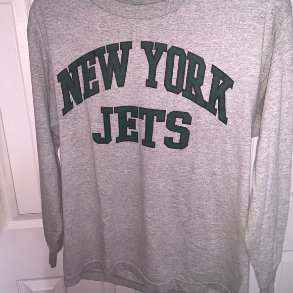 Grey top - Picture 3 of 5